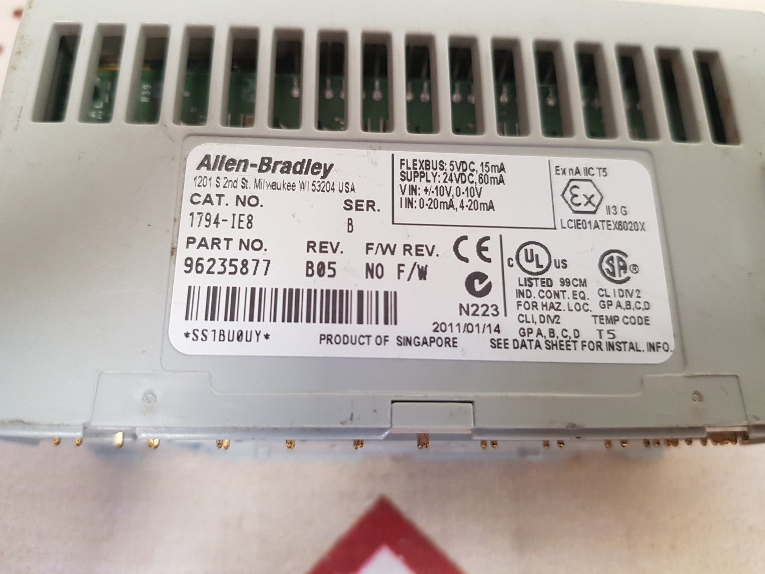 Allen-bradley 1794-ie8 ser b i/o analog input module