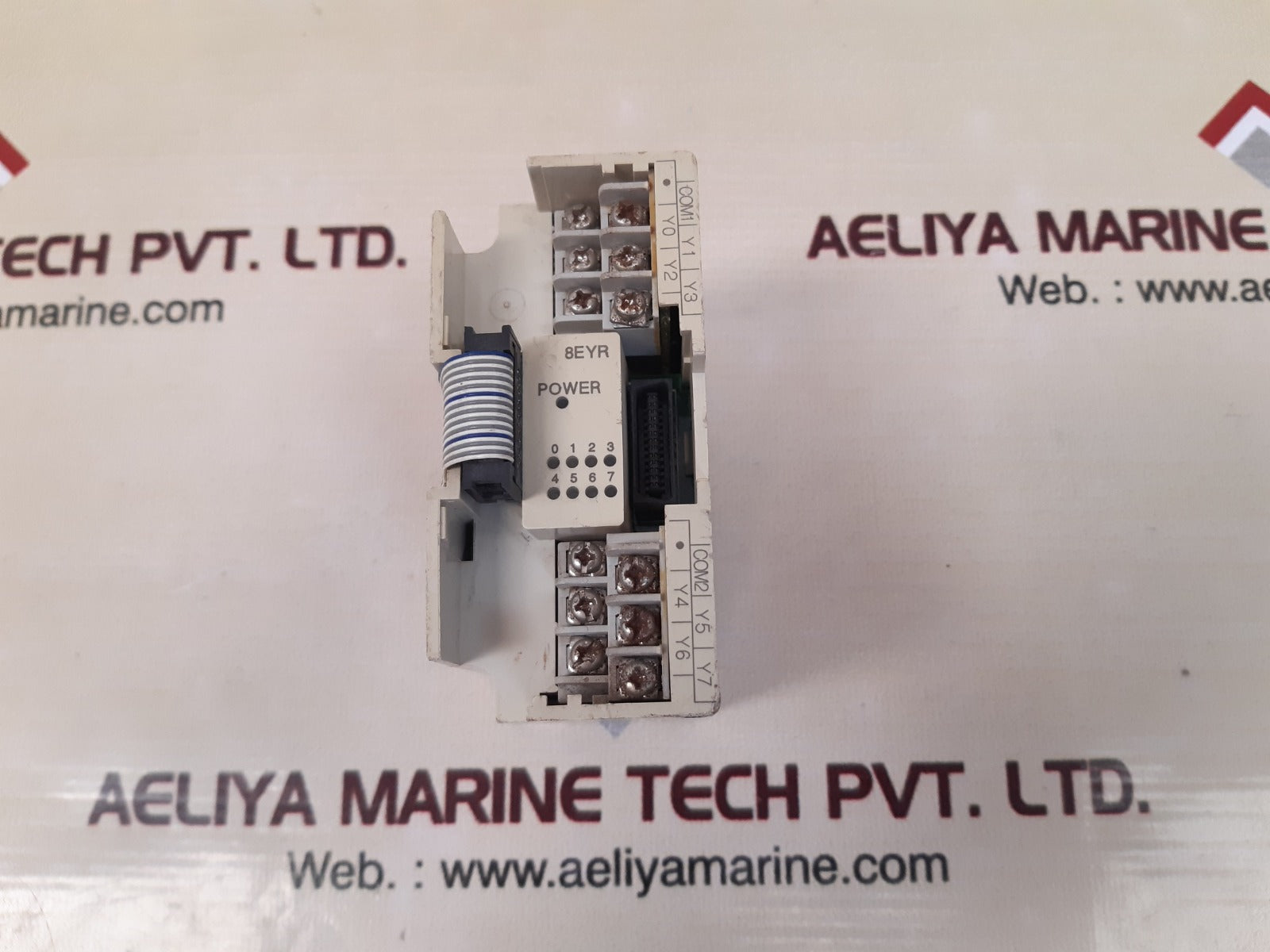 Mitsubishi fx0n-8eyr programmable controller