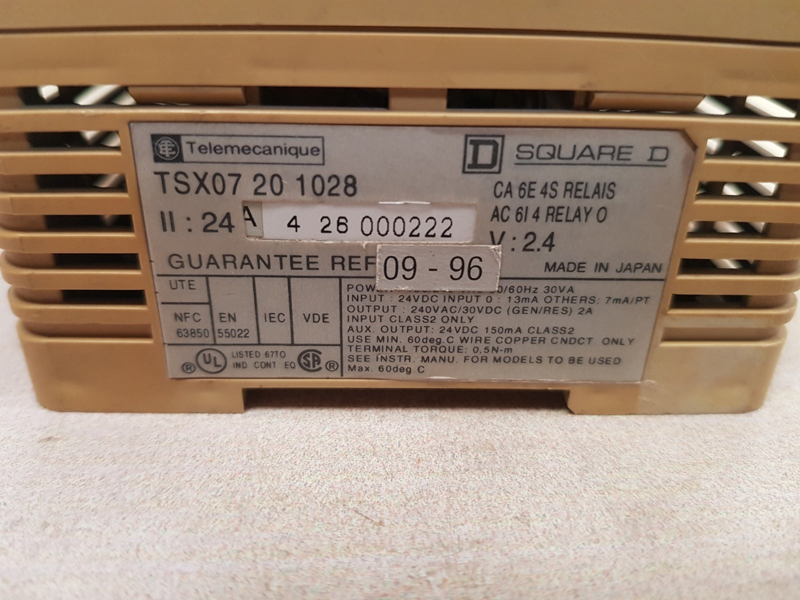 Telemecanique square d tsx07 20 1028 plc controller