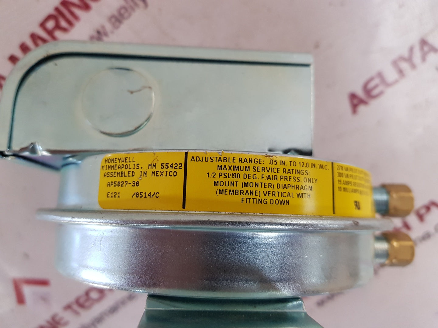 Honeywell ap5027-30 airflow differential pressure switches