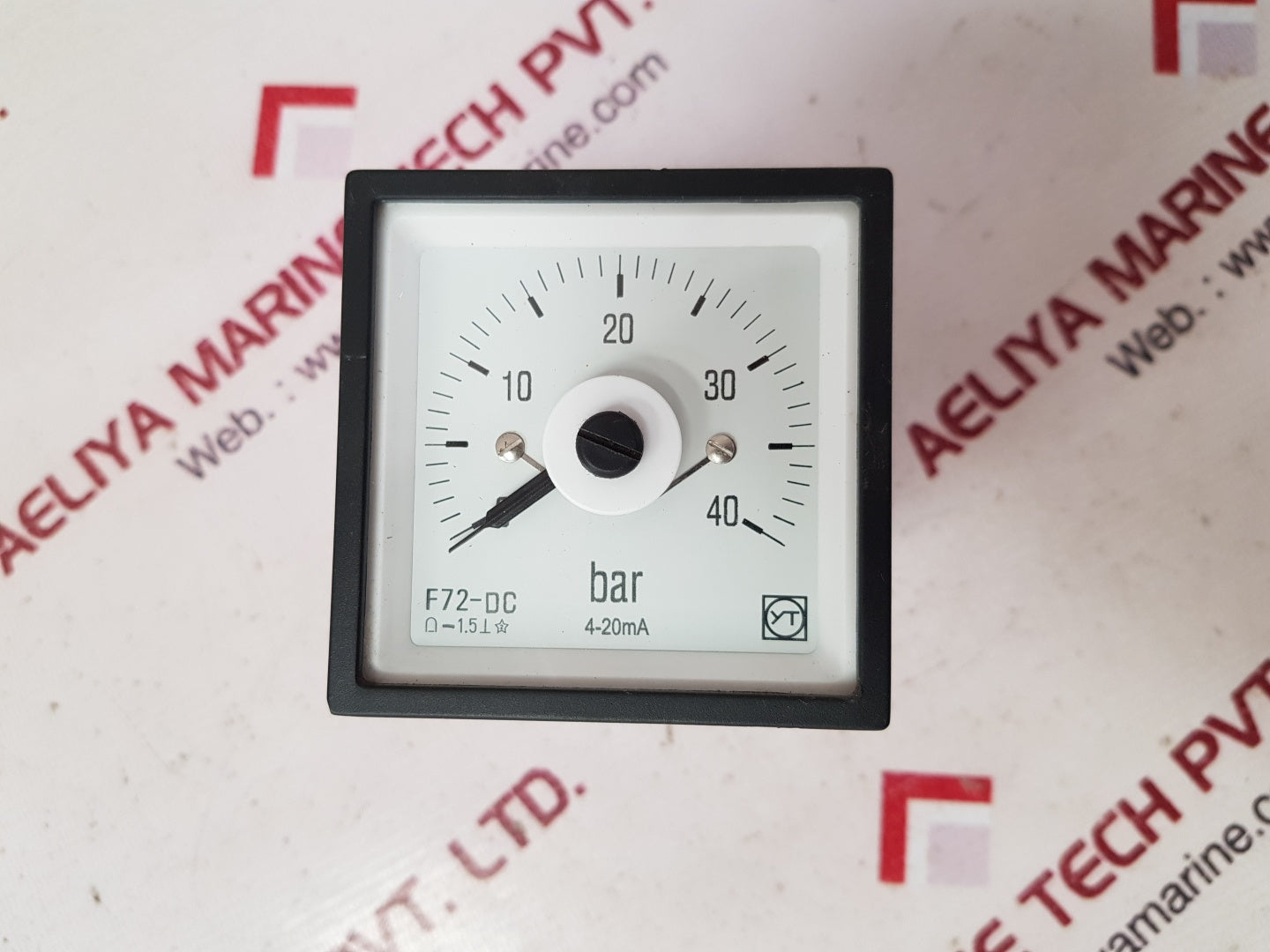 Yt F72-dc 0-40 bar meter