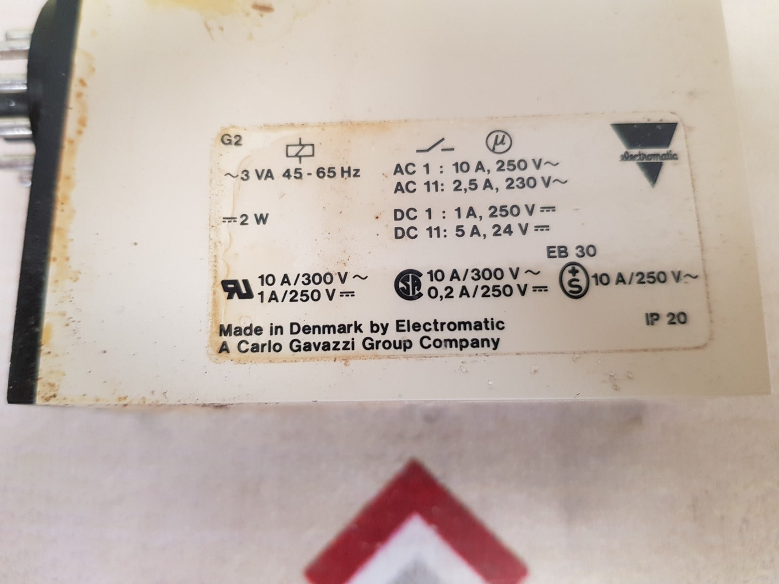 Electromatic sb 125 230 delay on release
