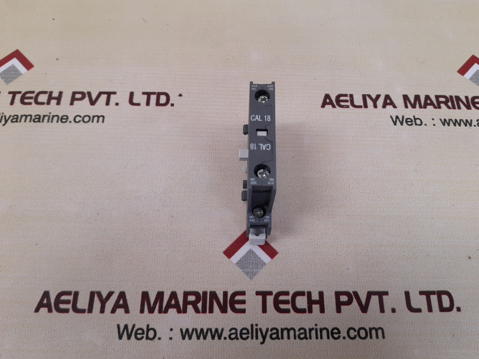 Abb cal18-11 auxiliary contact 1sfn010720r1011 New One