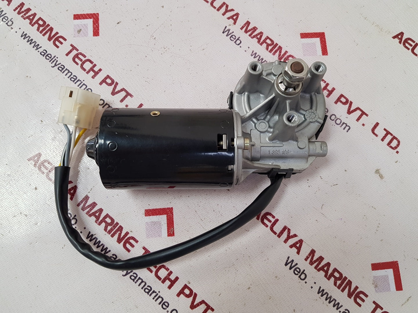 Bosch 0390242300 wiper motor