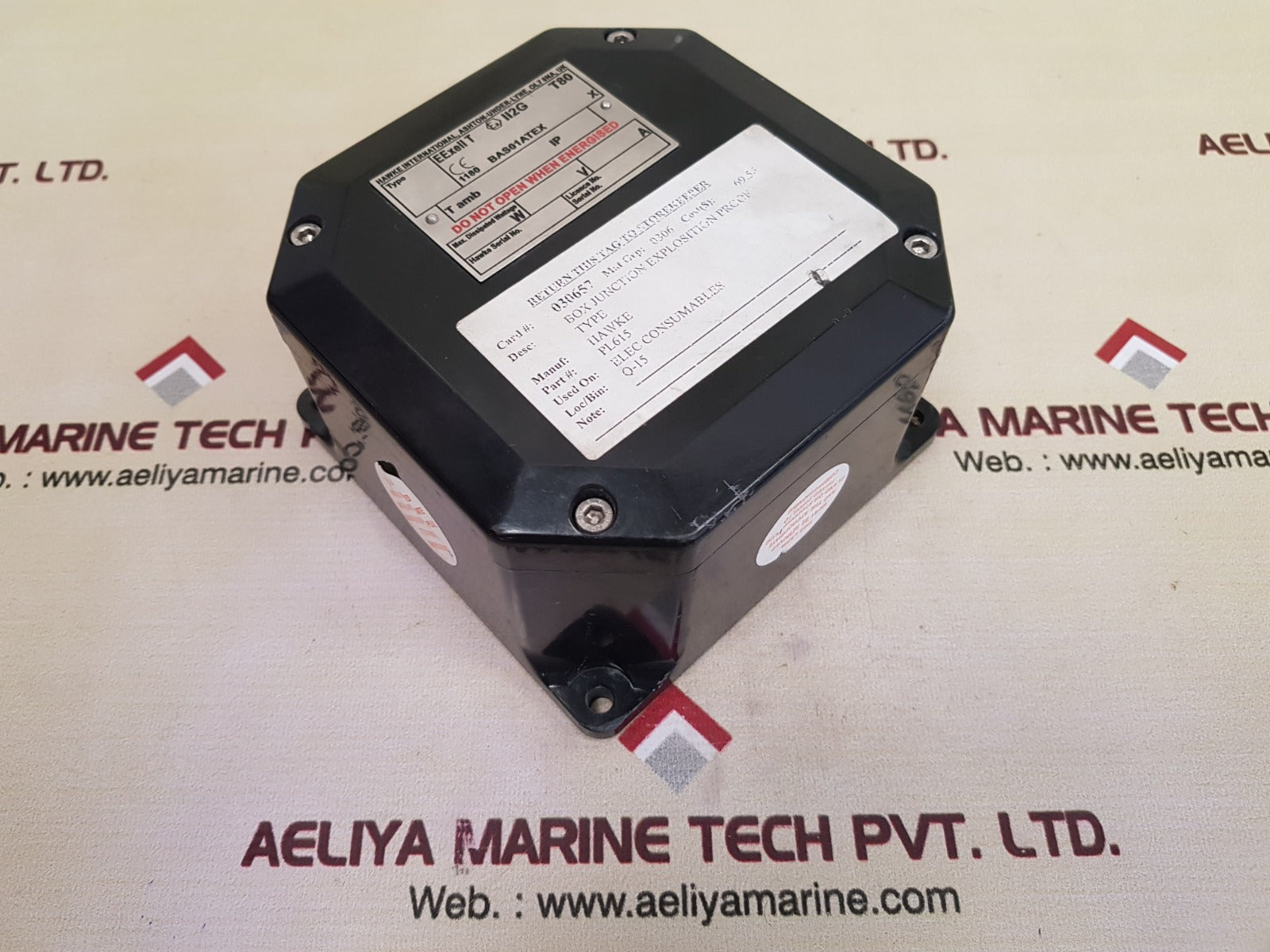 Hawke international pl615 junction box 20a/2.0a