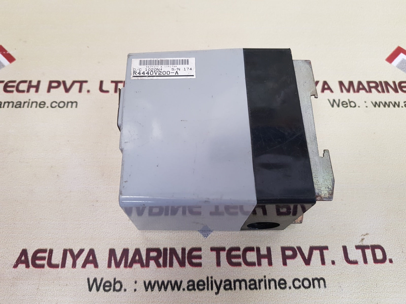 Volcano r4440v200-a flame monitor ac200/220v 50/60hz 