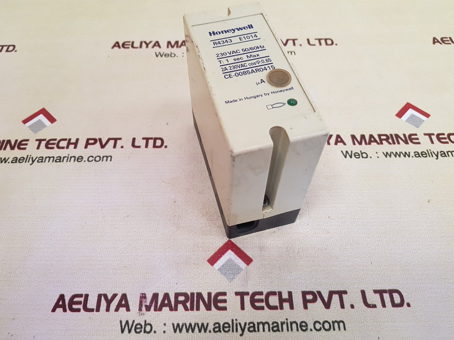 Honeywell r4343 e1014 flame detector relay 230vac 50/60hz