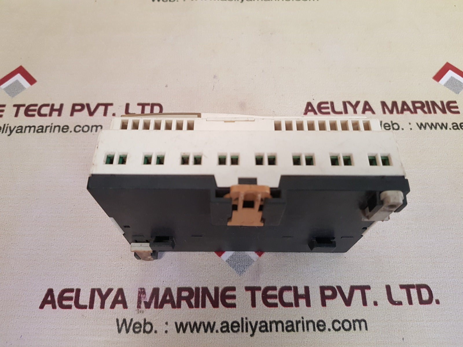 Telemecanique Sr1 A201Bd 8X Smart Relay 8A