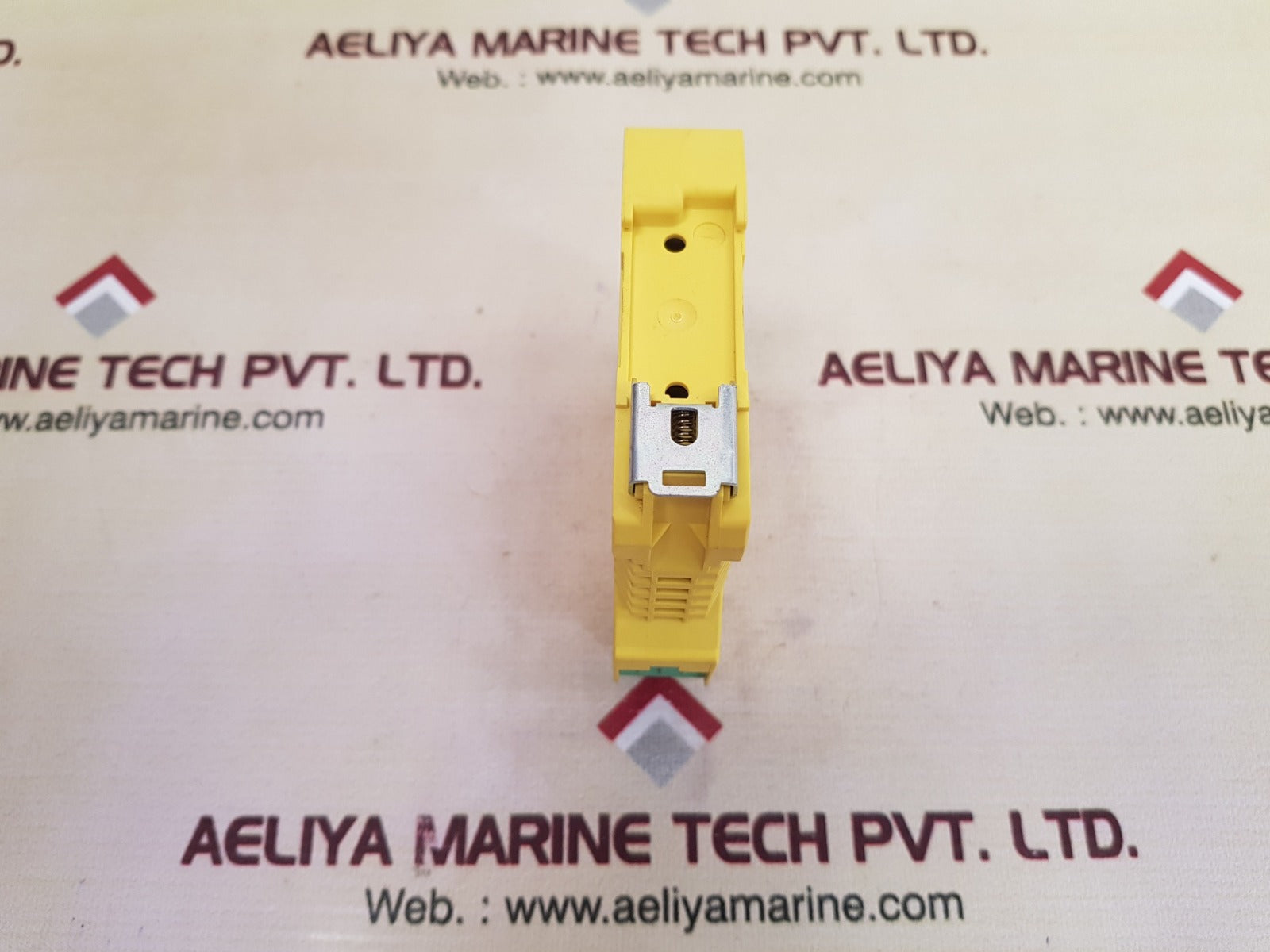 Phoenix contact psr-scp- 24uc/esa4/3x1/1x2/b safety relay