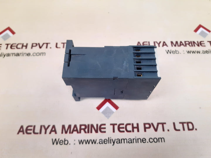 Siemens 7pu4040-0at20 on delay timer