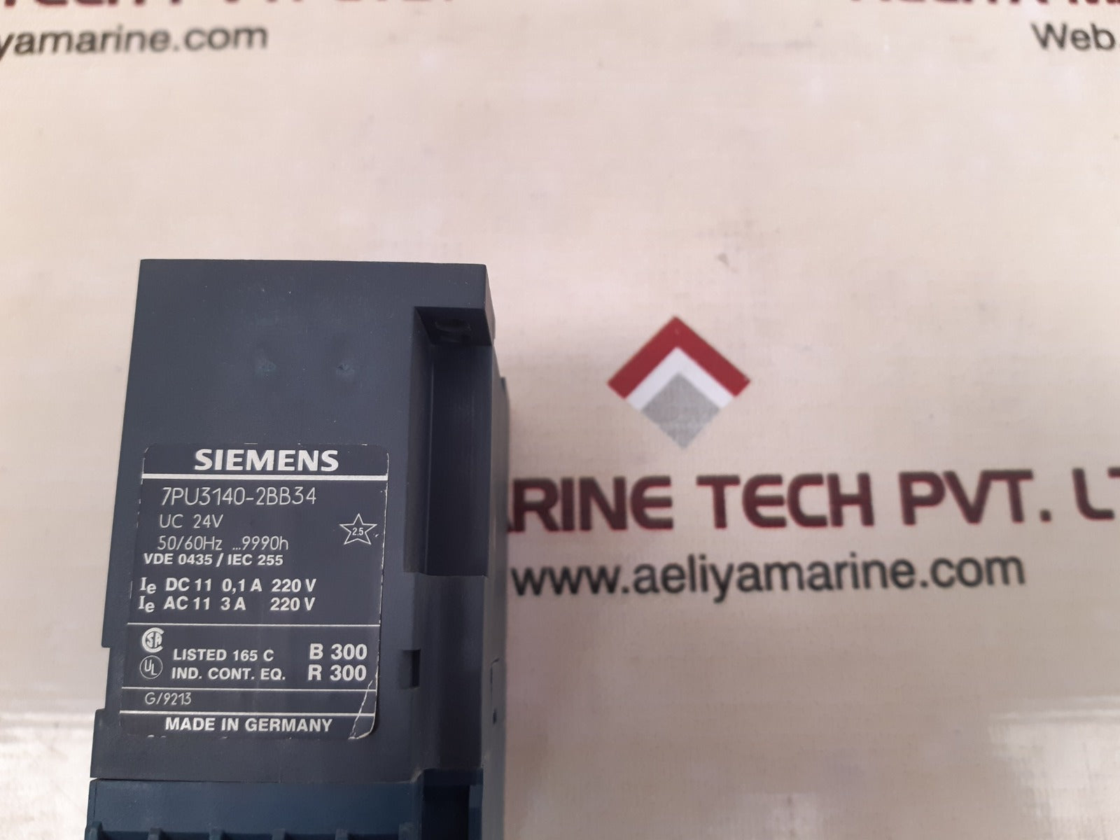 Siemens 7Pu3140-2Bb34 On Delay Timing Relay Uc 24V