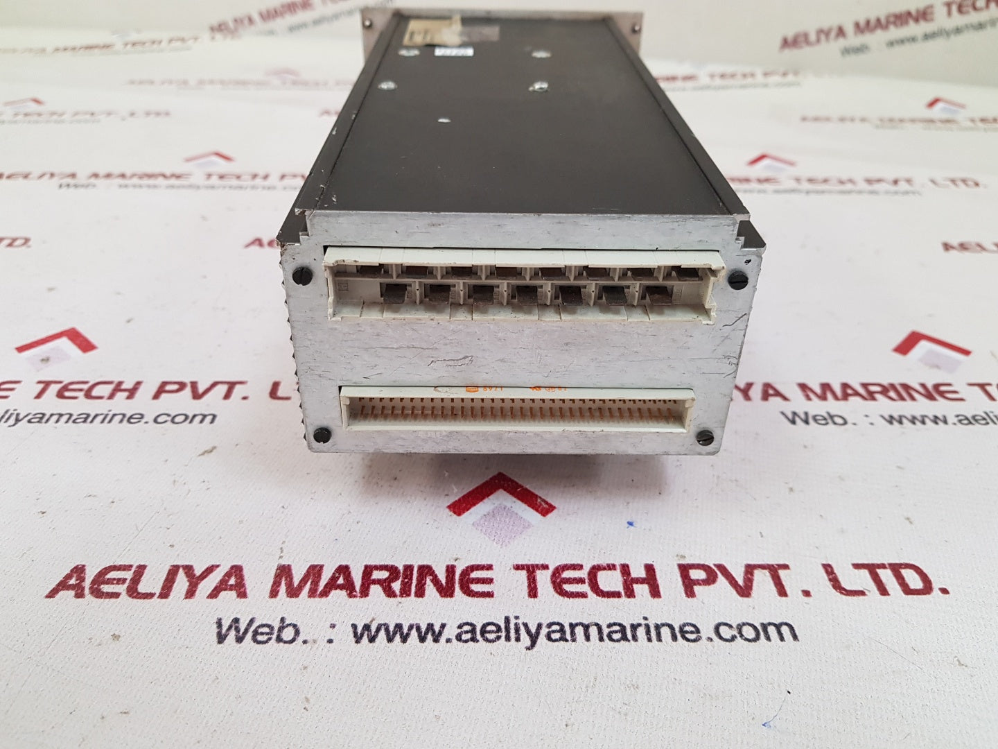 Standard radio b34120 dc power module