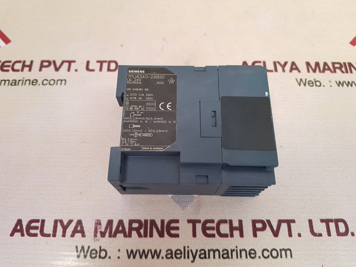 Siemens 7Pu4340-2Ab30 Timing Relay 50/60Hz...100H