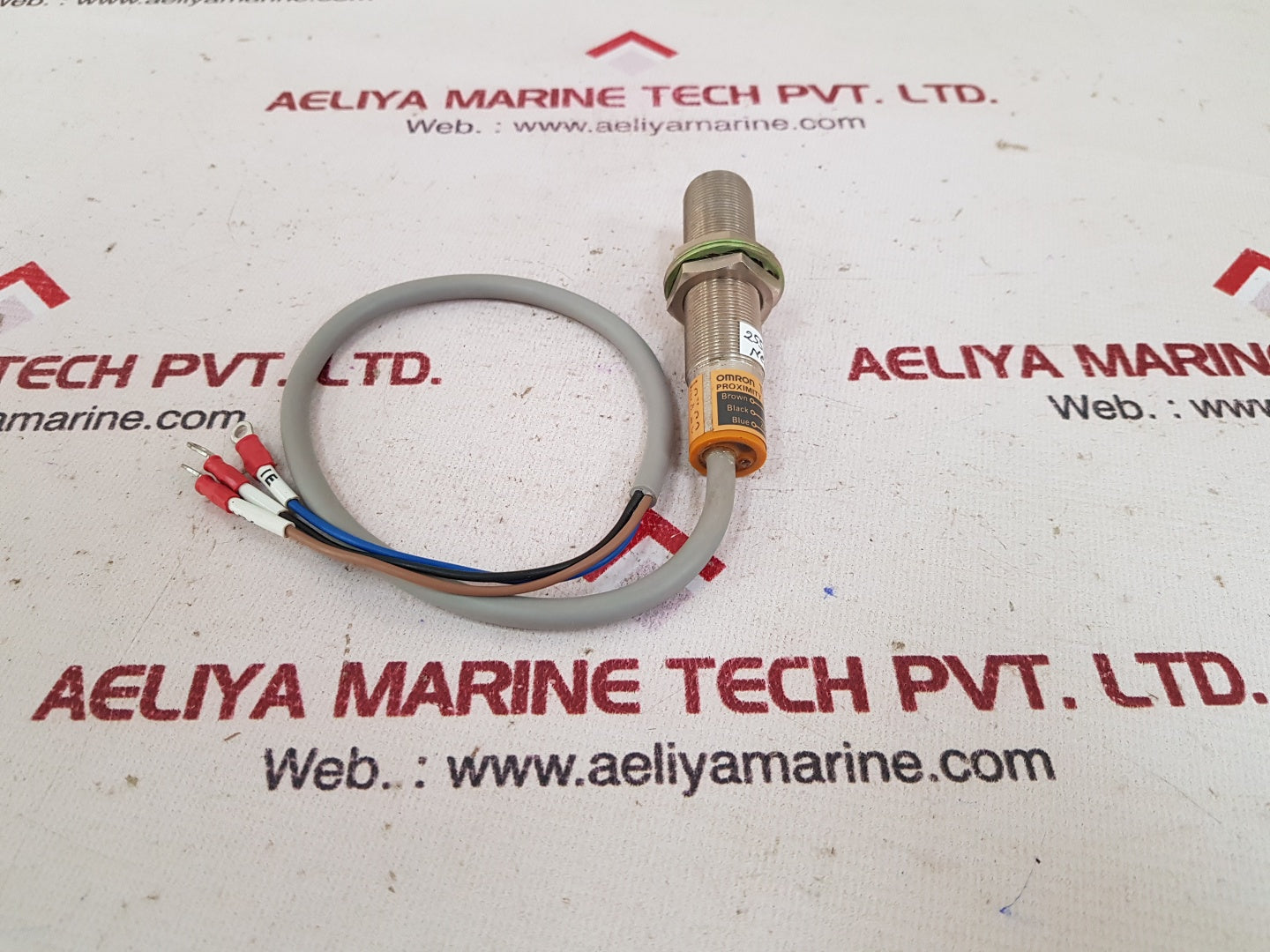 Omron tl-xp5 proximity switch