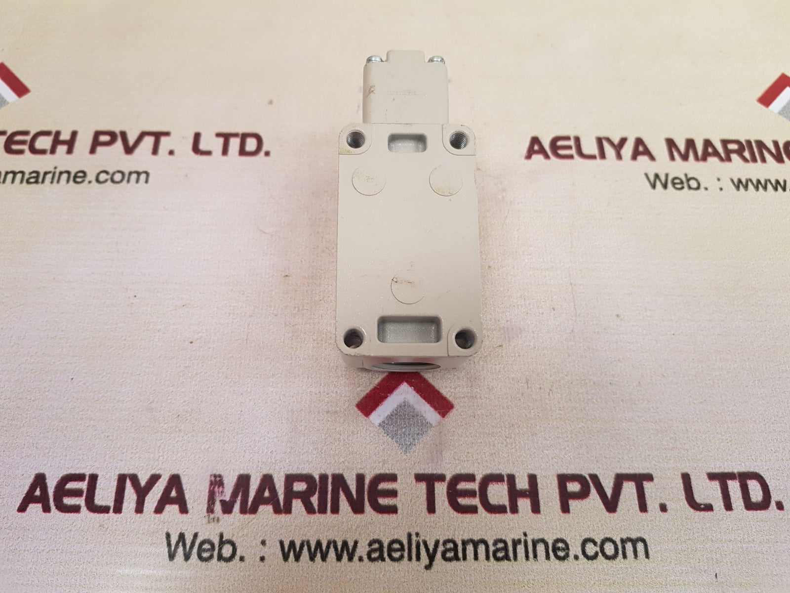 Azbil 1Ls9-j Micro Switch