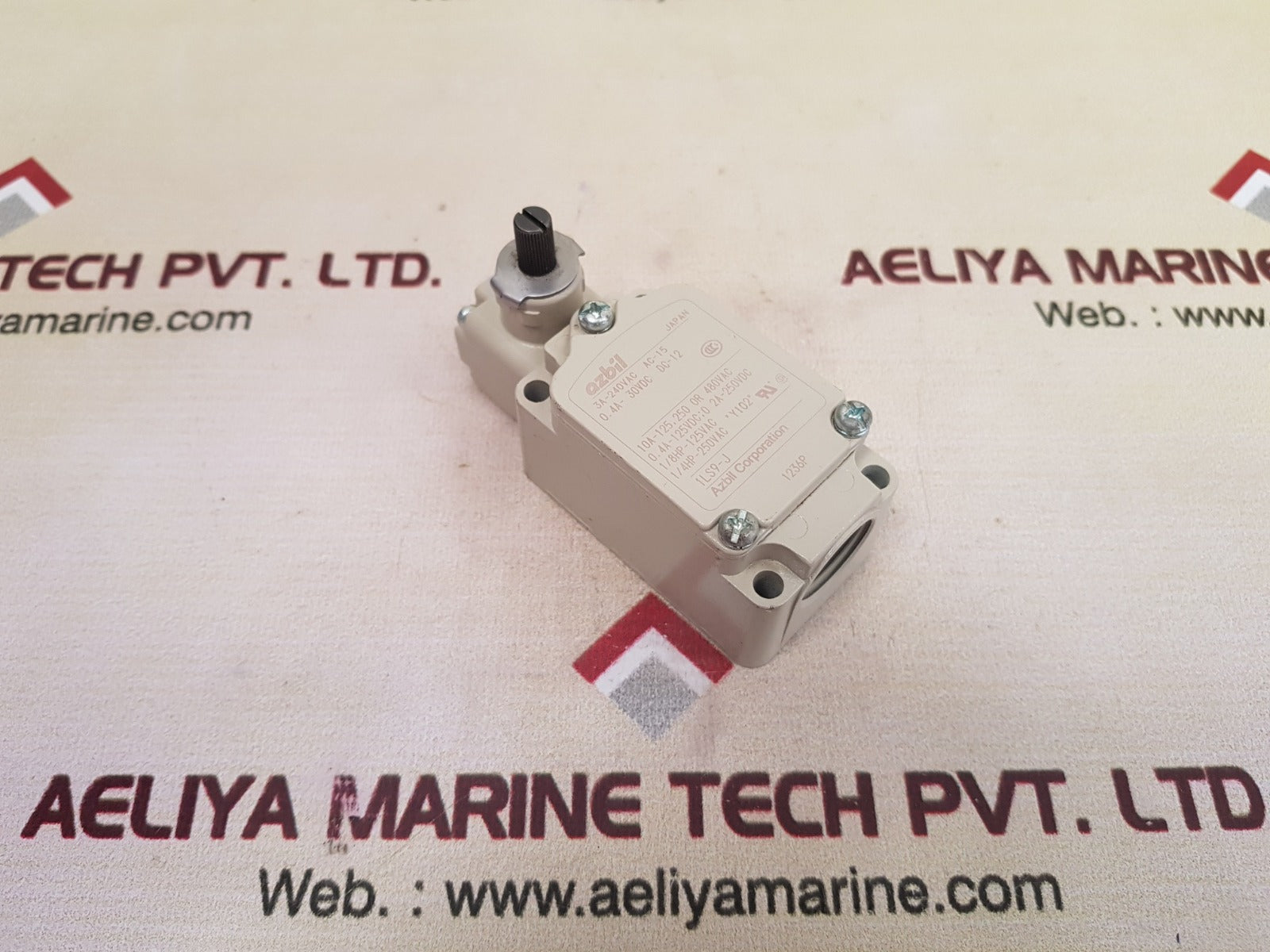 Azbil 1Ls9-j Micro Switch