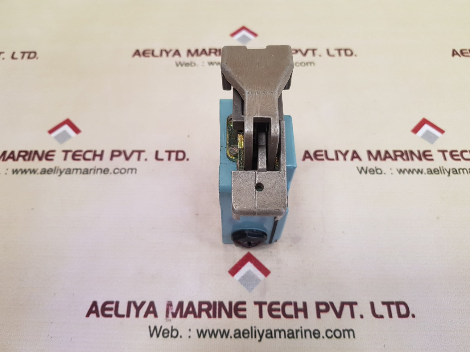 Telemecanique Xy2-ch 112 Limit Switch