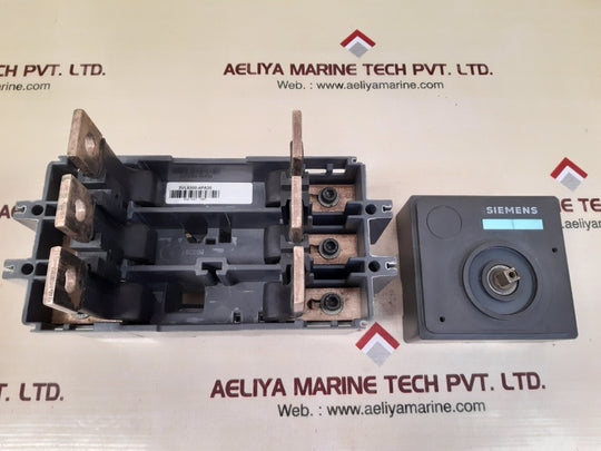 Siemens 3Vl9300-3He00 Rotary Drive With 3Vl9300-4Pa30 Socket