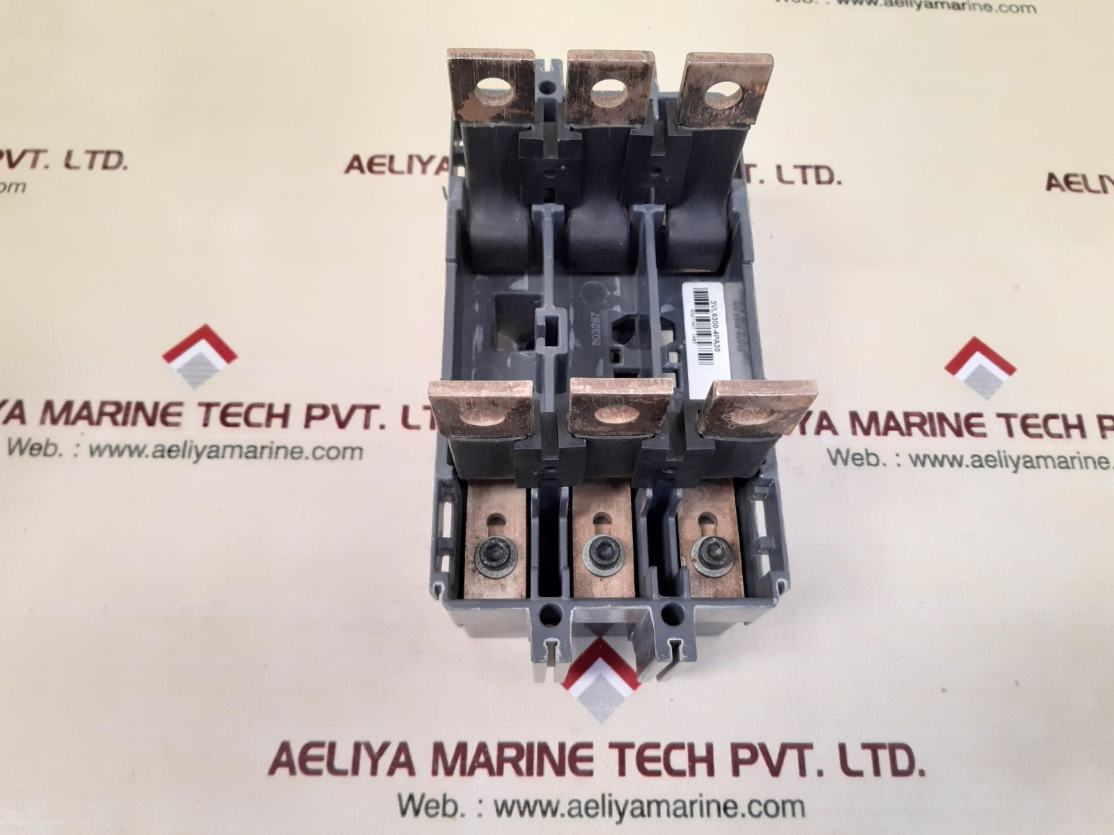 Siemens 3Vl9300-3He00 Rotary Drive With 3Vl9300-4Pa30 Socket