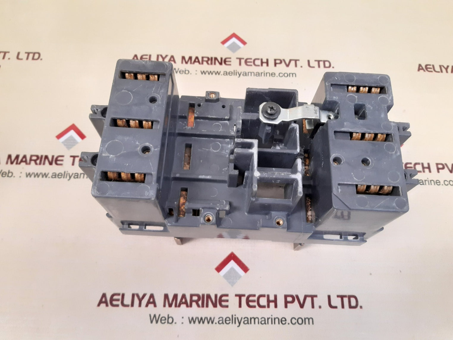Siemens 3Vl9300-3He00 Rotary Drive With 3Vl9300-4Pa30 Socket