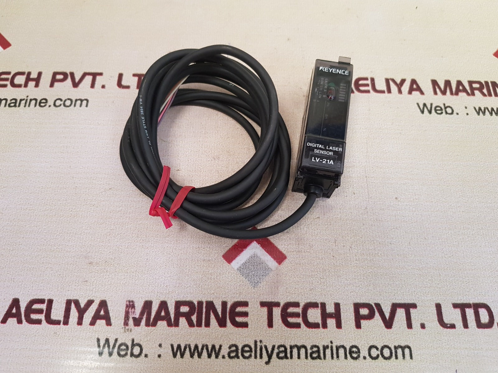 Keyence LV-21A Digital Laser Sensor Amplifier – New In Box – PLC Ready