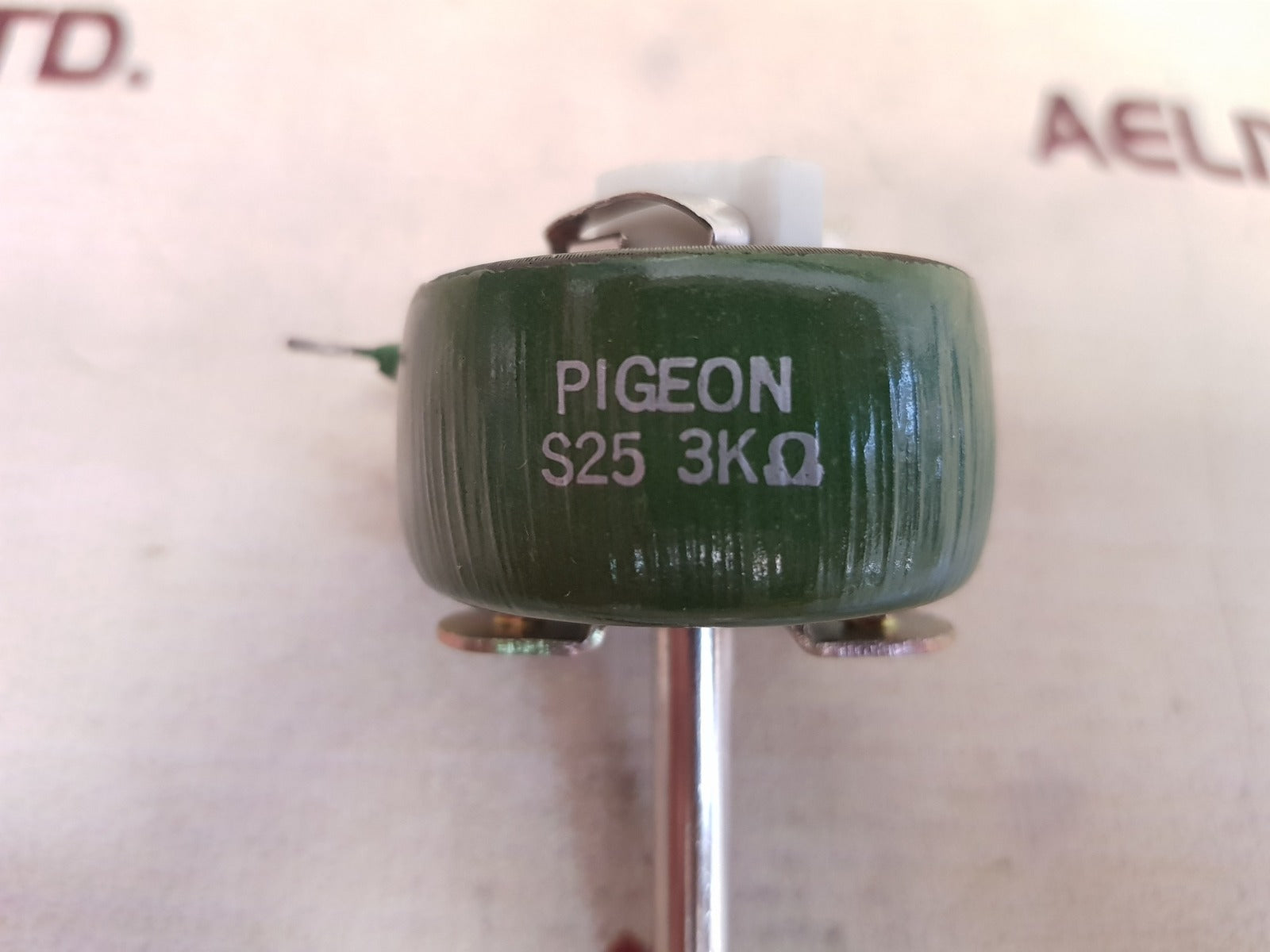 Nippon pigeon s25 3kohm dimmer switch