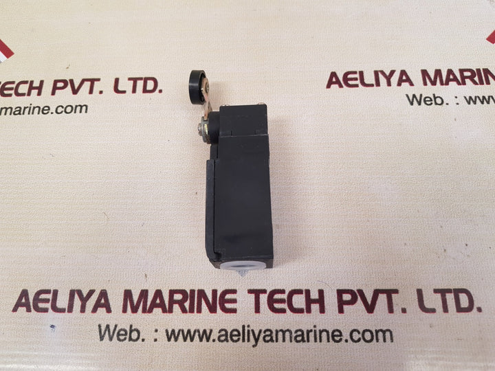 Telemecanique xck-p118 limit switch 