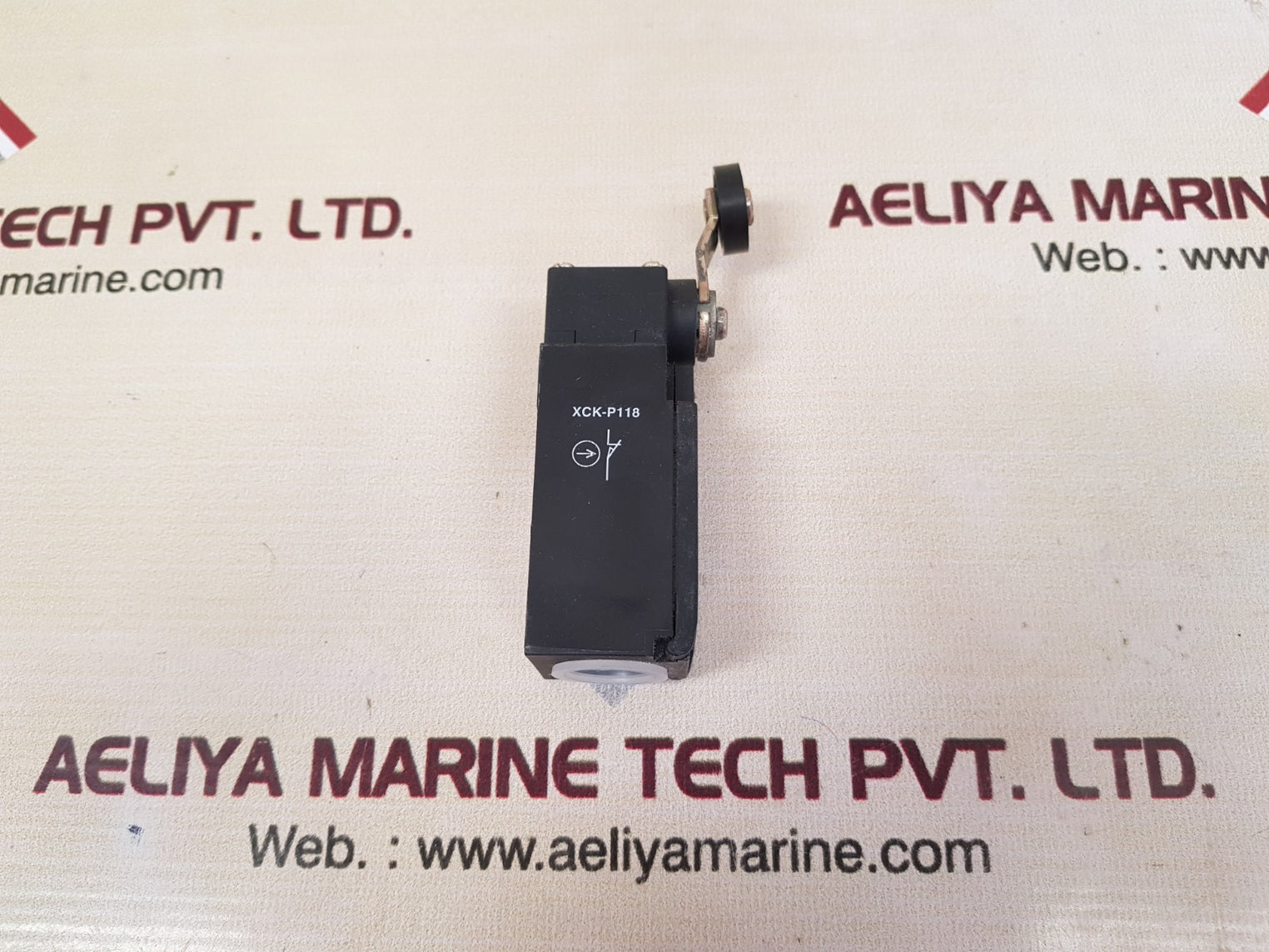 Telemecanique xck-p118 limit switch 