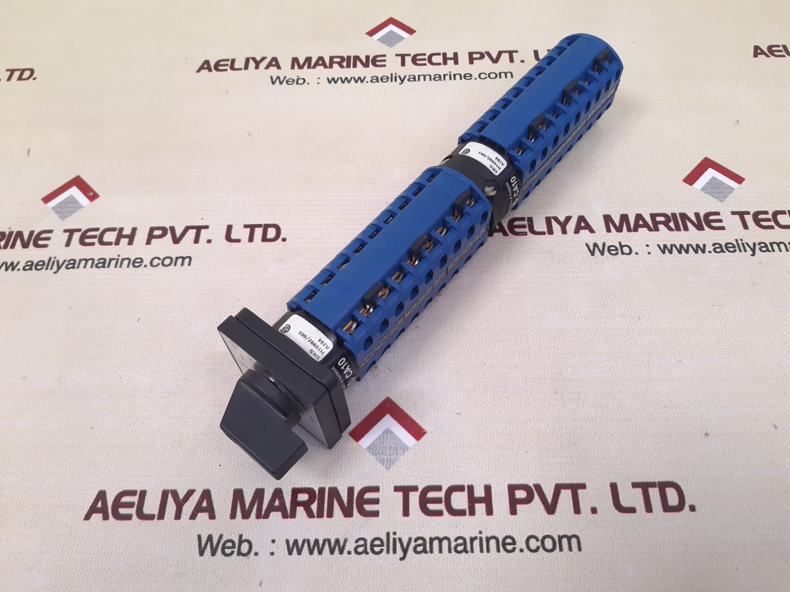 Kraus & Naimer Ca10 20Amp. 300Vac Rotary Switch – Aeliya Marine Tech