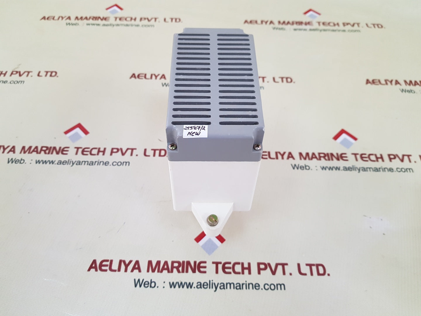 Abb sace  uxab 269399 r 011