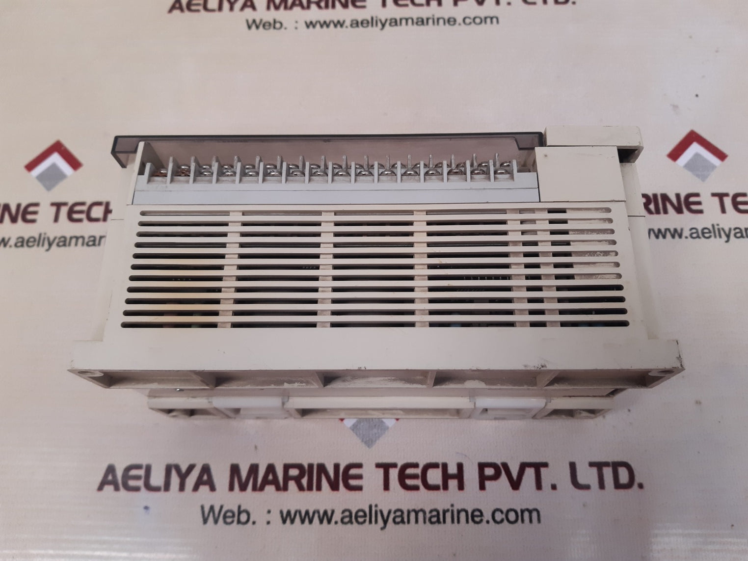 Mitsubishi Melsec Fx2N-48Mr-es/Ul Programmable Controller 100-240Vac 50/60Hz