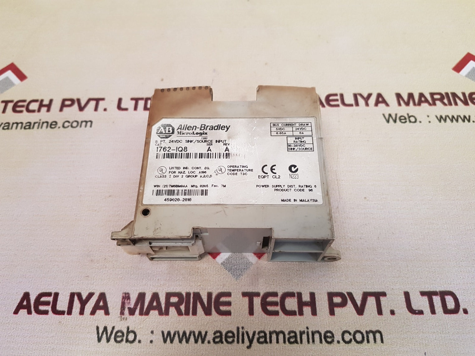 Allen-bradley 1762-iq8 Ser A Rev A Micro Logix Sink/Source Input Module