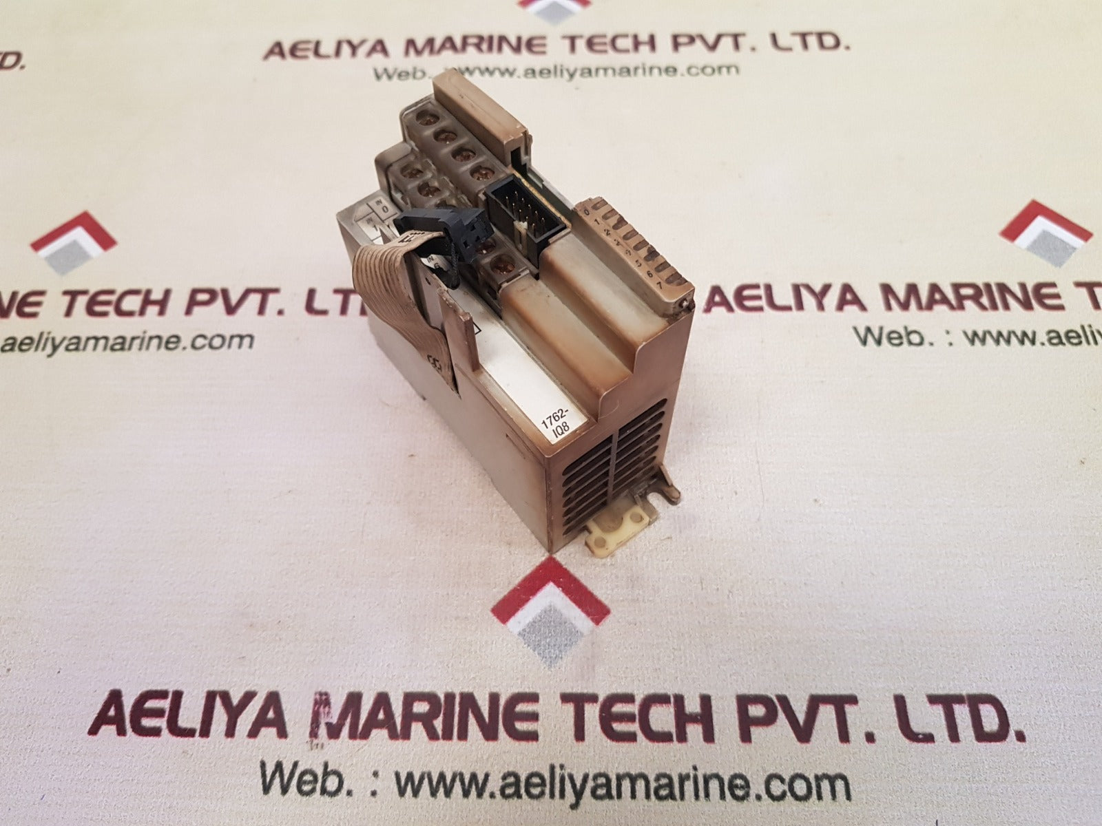 Allen-bradley 1762-iq8 Ser A Rev A Micro Logix Sink/Source Input Module