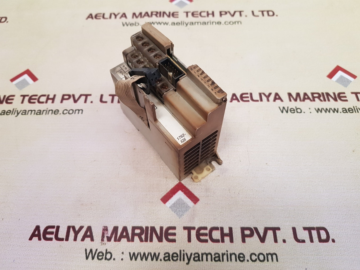 Allen-bradley 1762-iq8 Ser A Rev A Micro Logix Sink/Source Input Module