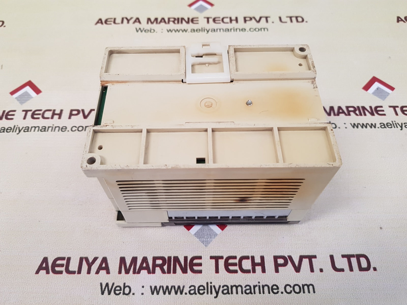 Mitsubishi Melsec Fx2N-16Mr-es/Ul Programmable Controller Fx2N-16Mr