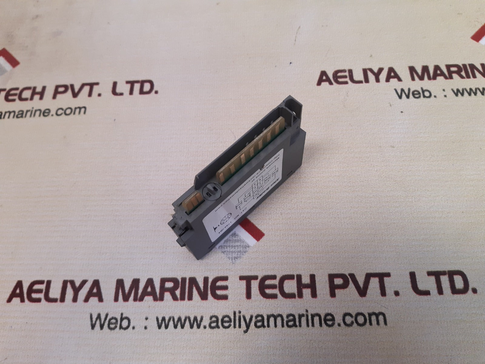 Allen-bradley 1734-ib4 Ser C Input Module Rev A02