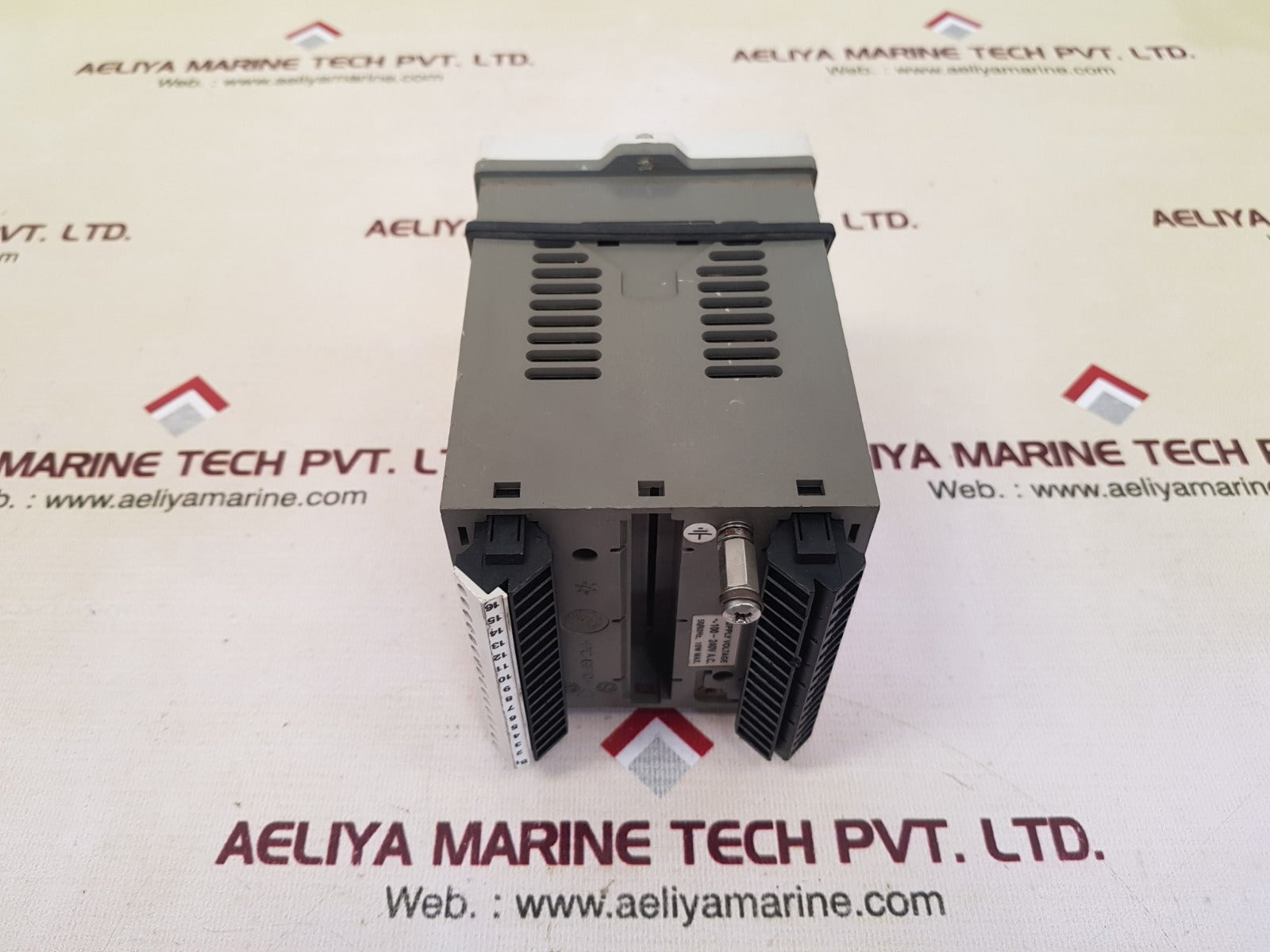 Abb Ax400 Ax410/50001 Analyzer 100-240V Ac, 50/60Hz, 10W
