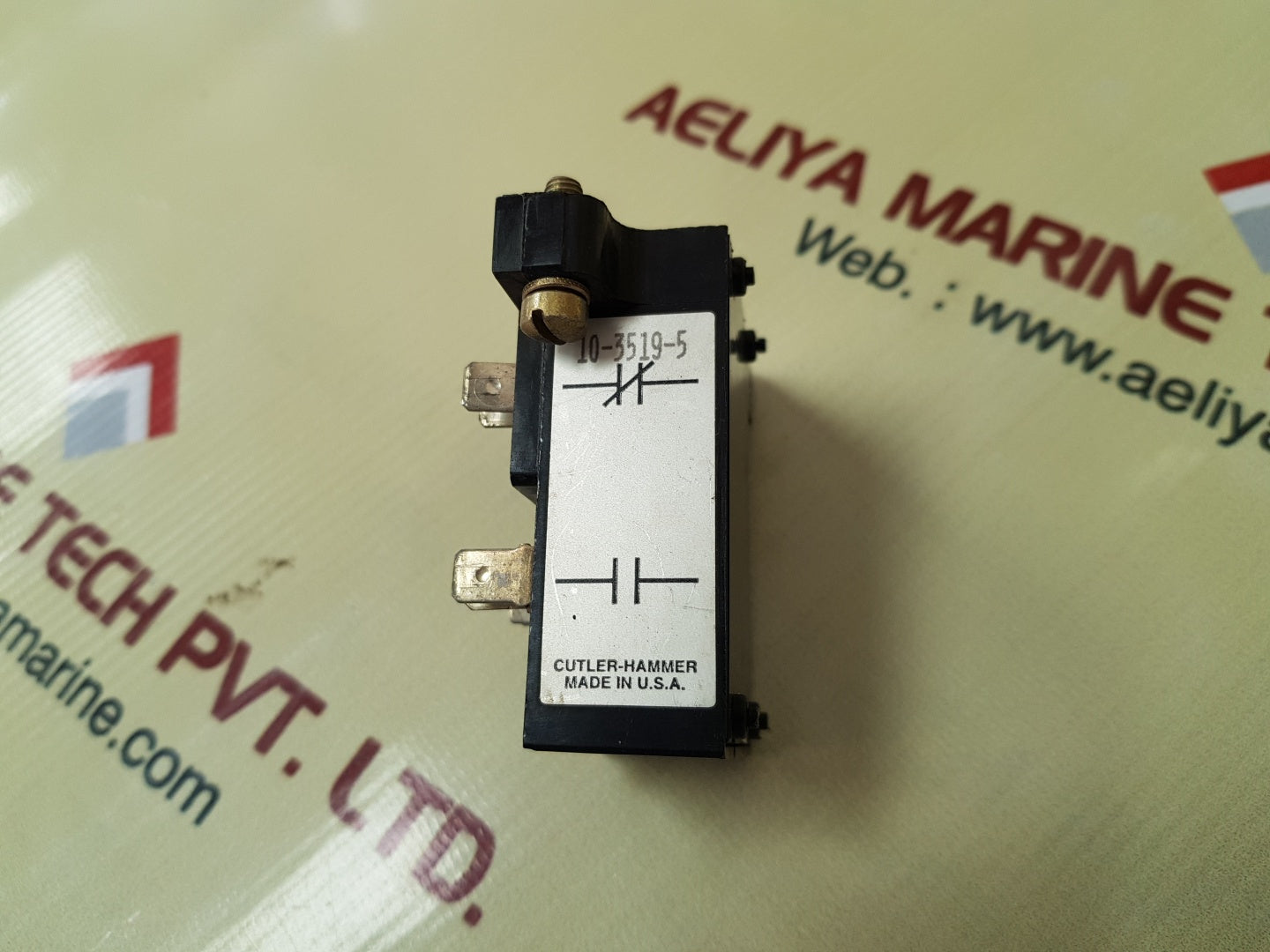 Cutler-hammer 10-3519-5 interlock contact