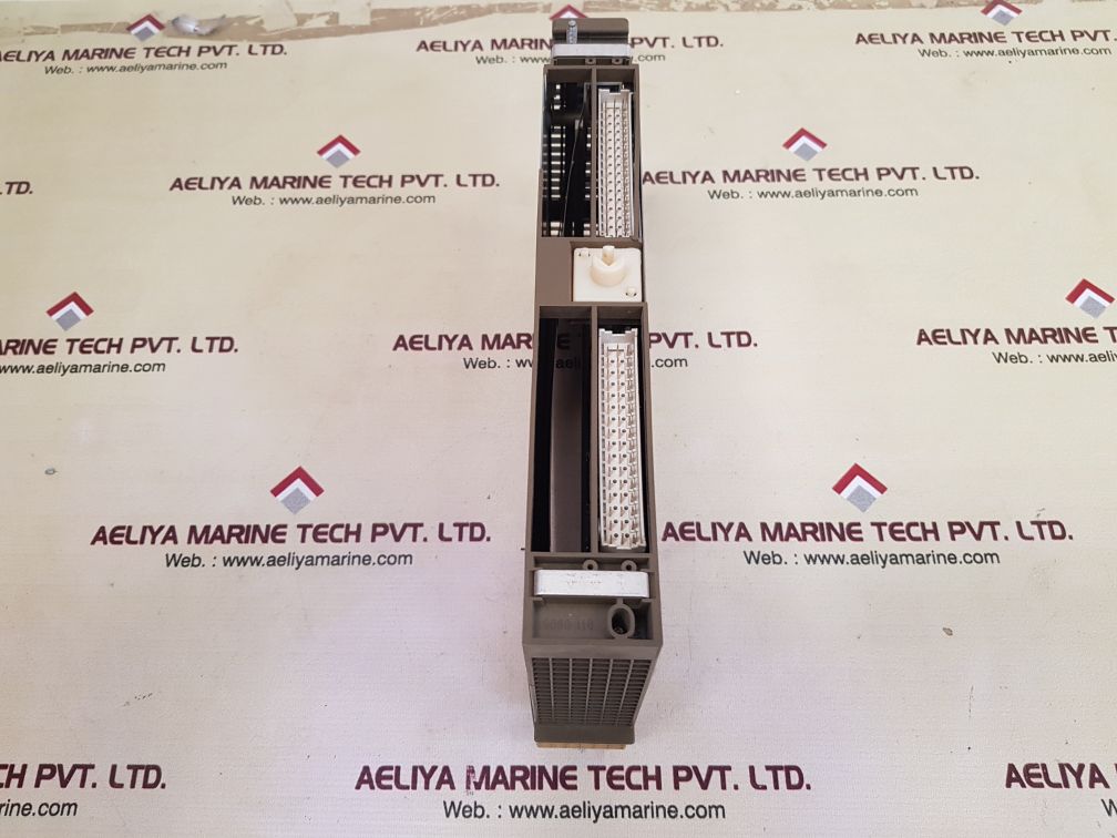 Siemens 6gk1543-1aa01 adaption casing inserted module 6es5 491-0lb11