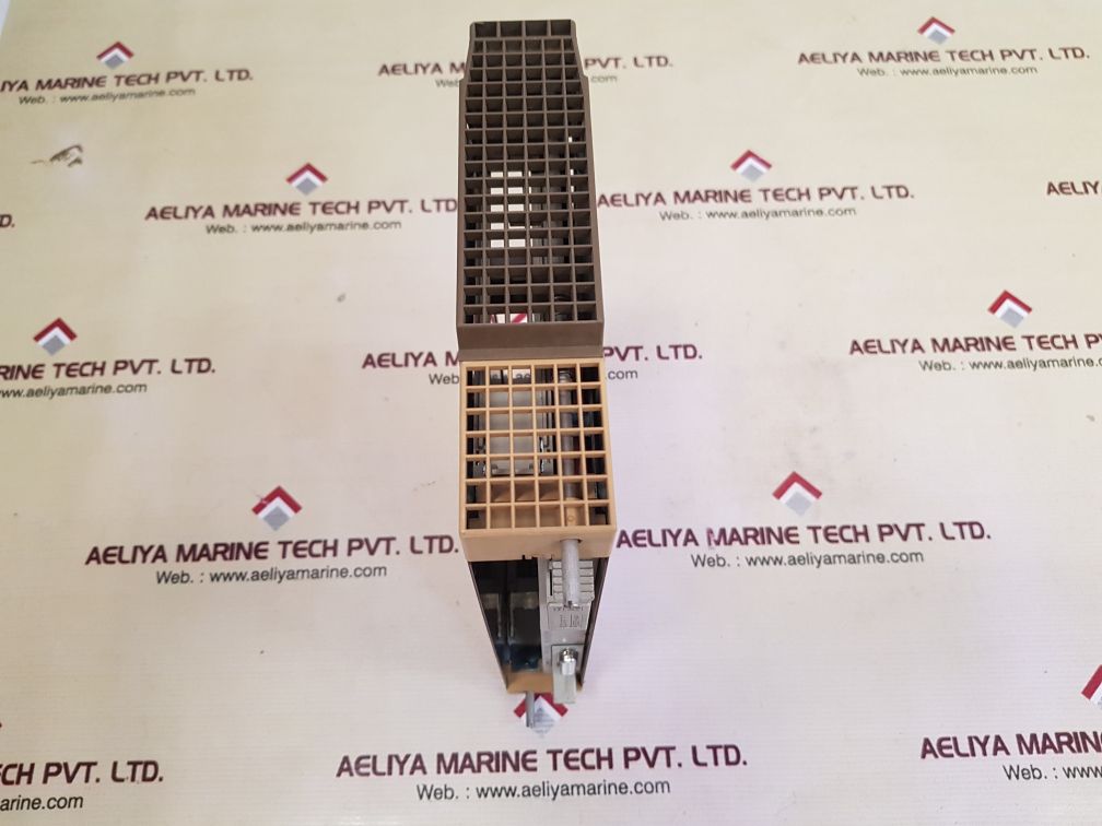 Siemens 6es5524-3ua15 adaption casing module 6es5 491-0lb11