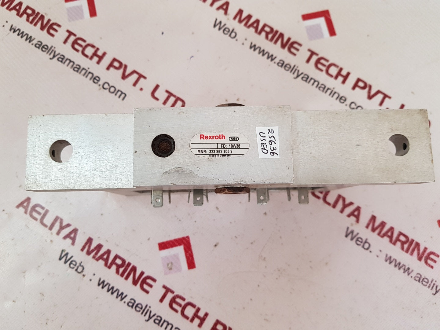 Rexroth 323 862 105 2 quad valve unit