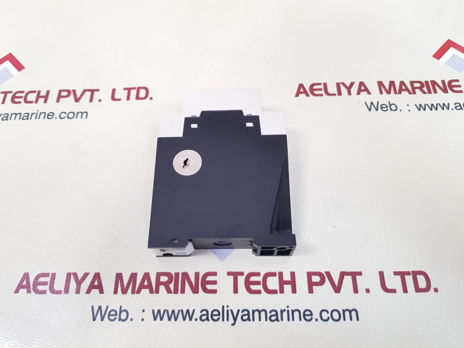 Mitsubishi Electric Srs-h Np Solid State Timer 100-120V Ac 50/60Hz