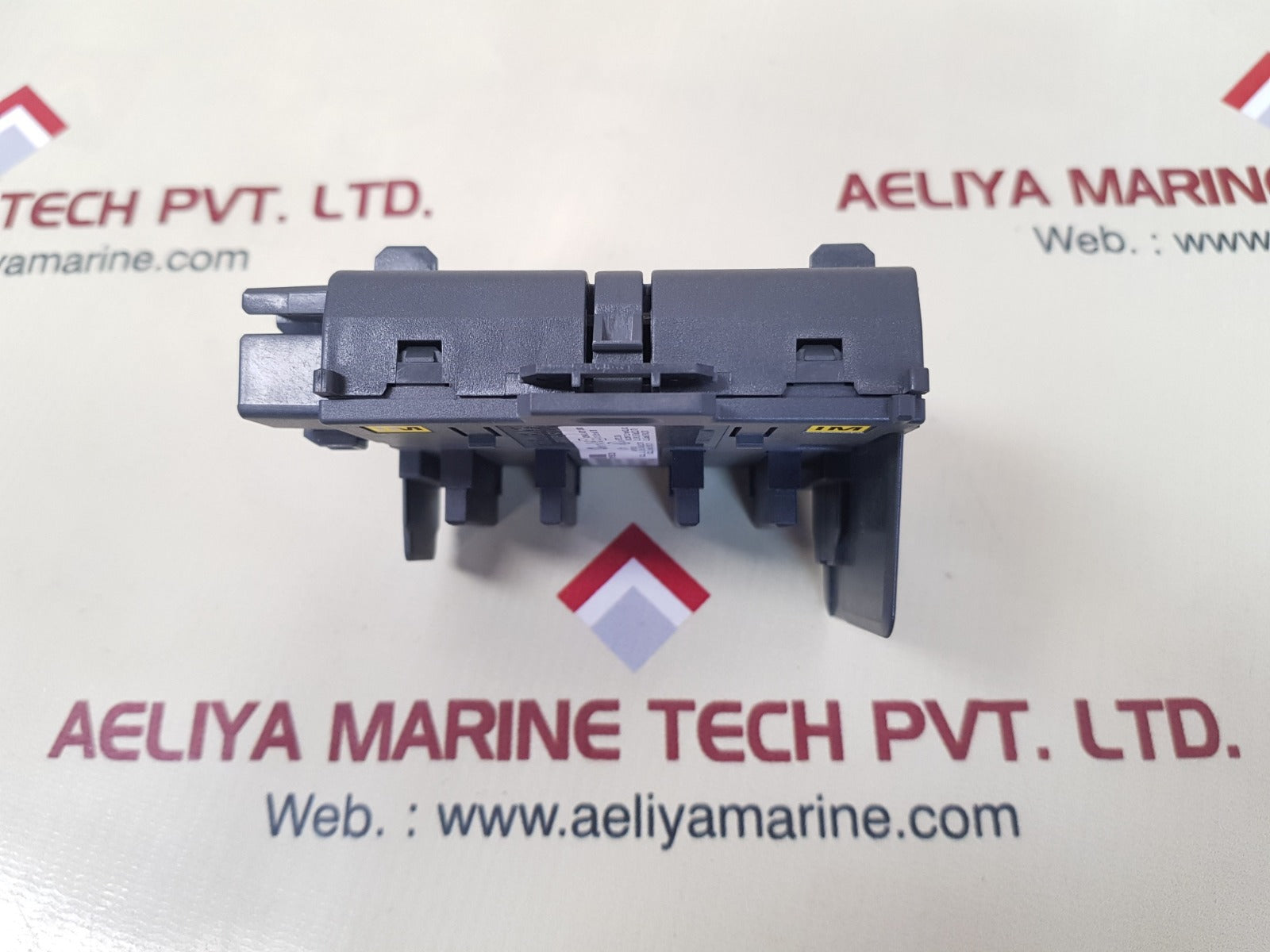 Siemens 6Es7 195-7Hd10-0Xa0 Bus Module 60°C