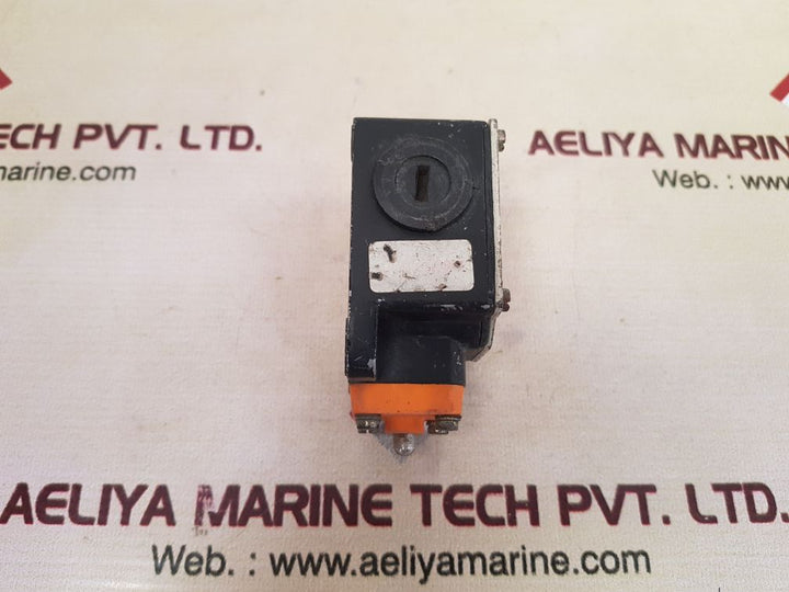 Siemens 3se3 100-1b limit switch