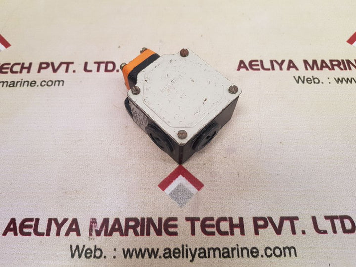 Siemens 3se3 100-1b limit switch