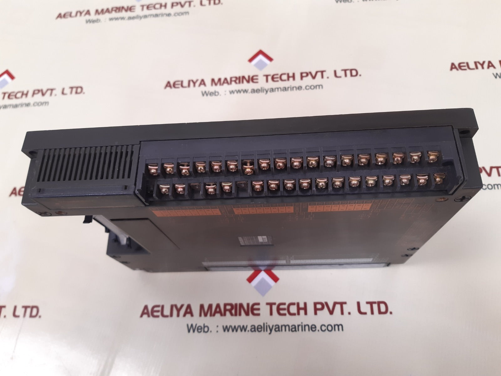 Mitsubishi a0j2-e56dr programmable controller