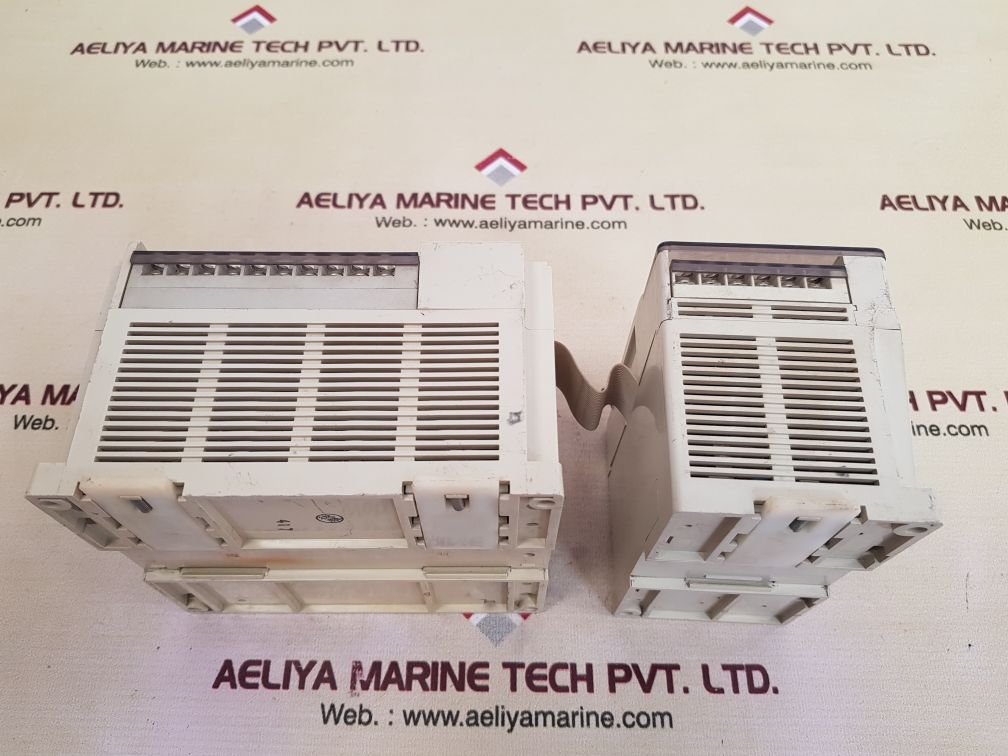 Mitsubishi melsec fx-16mr with fx-4ad programmable controller