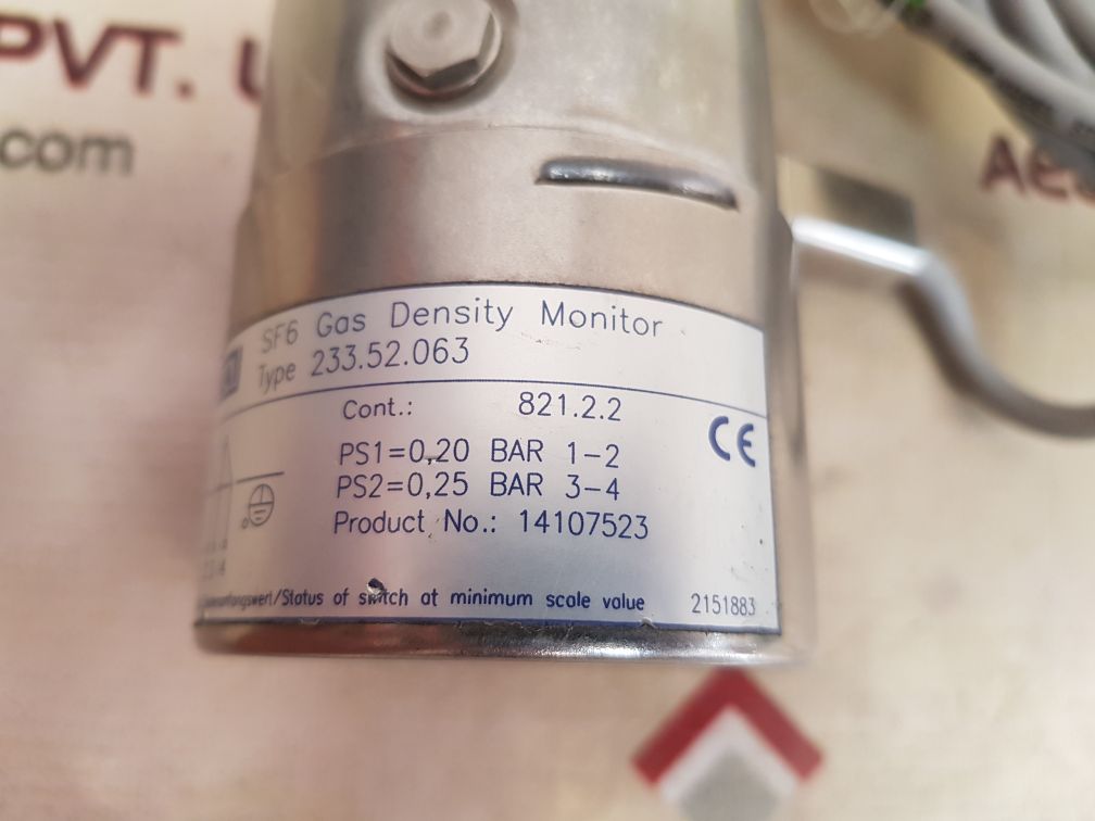 Wika 233.52.063 sf6 gas density monitor
