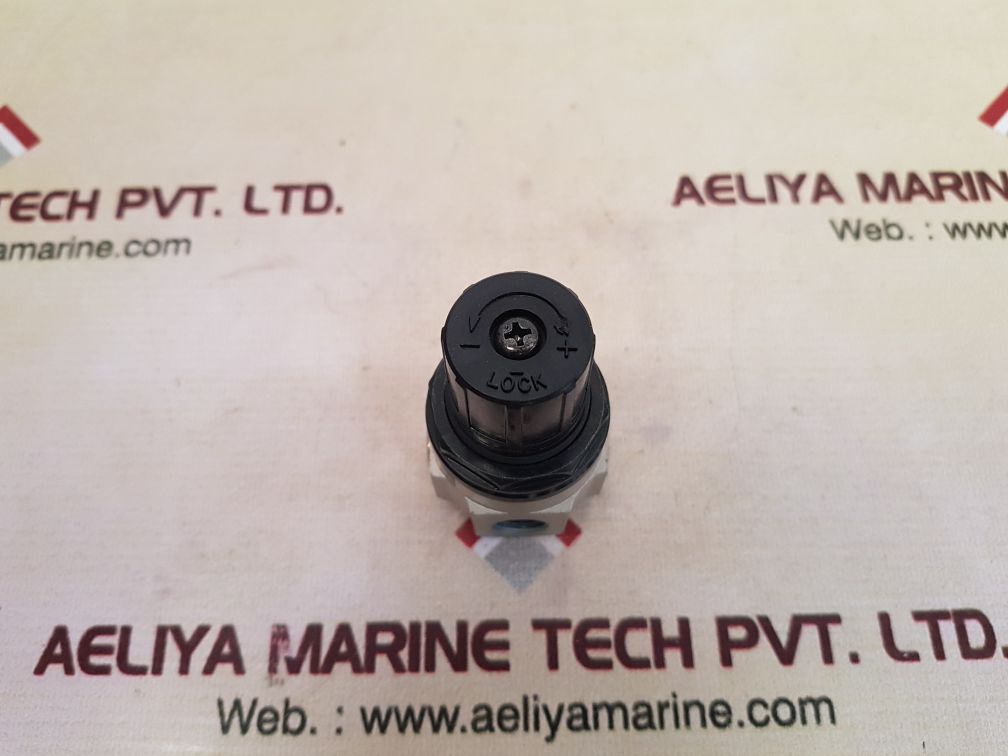 Smc ear111-f02 pressure regulator 0.05~0.69mpa