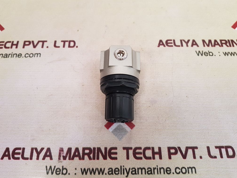 Smc ear111-f02 pressure regulator 0.05~0.69mpa